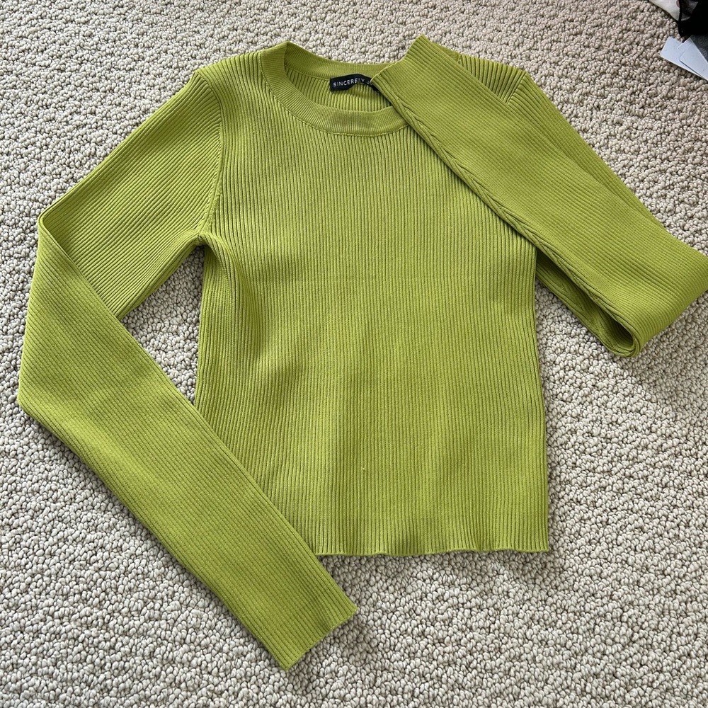 Green Ribbed Long Sleeve Top